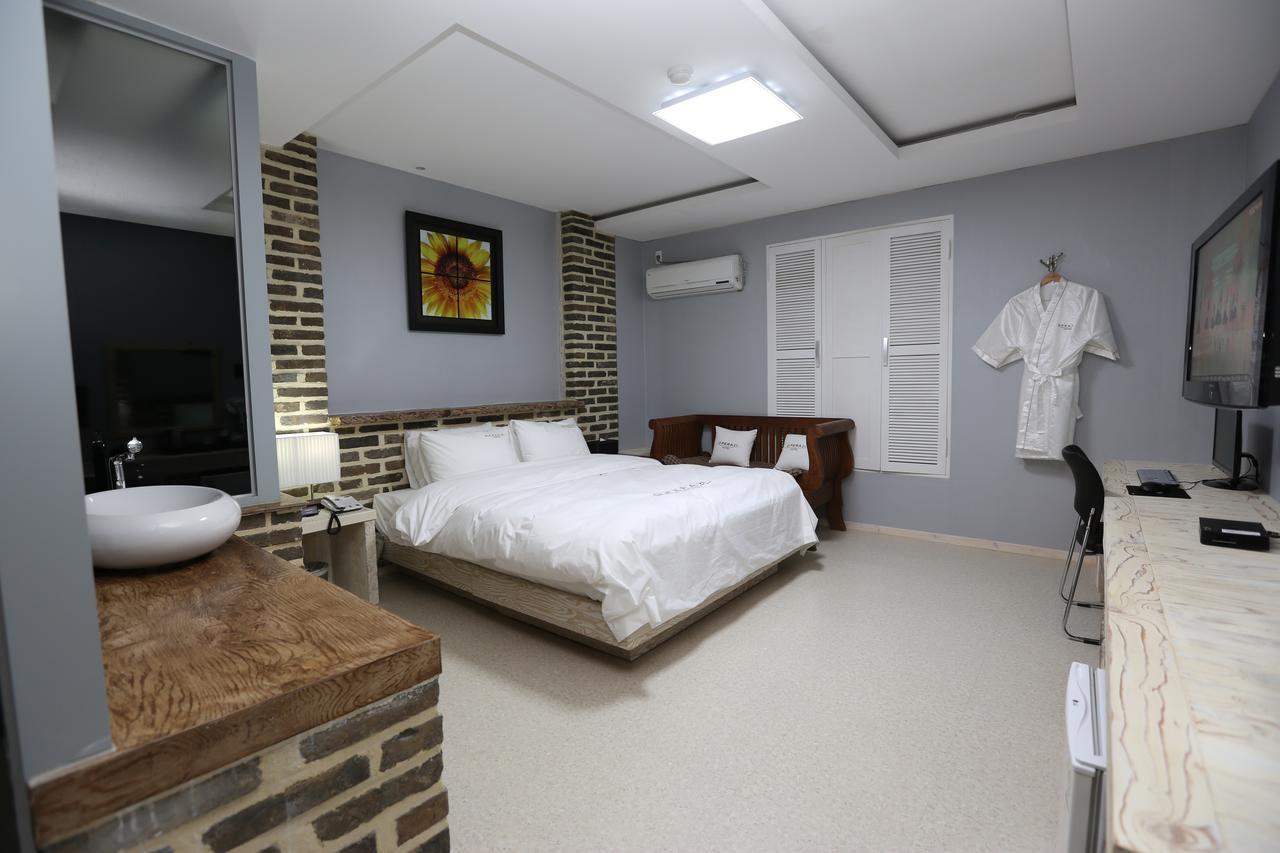 Opera 21 Hotel Jeonju Luaran gambar