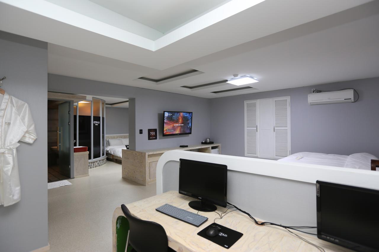 Opera 21 Hotel Jeonju Luaran gambar